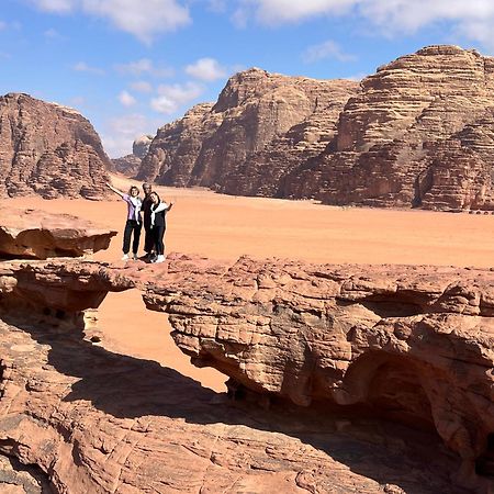 Wadi Rum Bedouin Heart Camp Exteriör bild