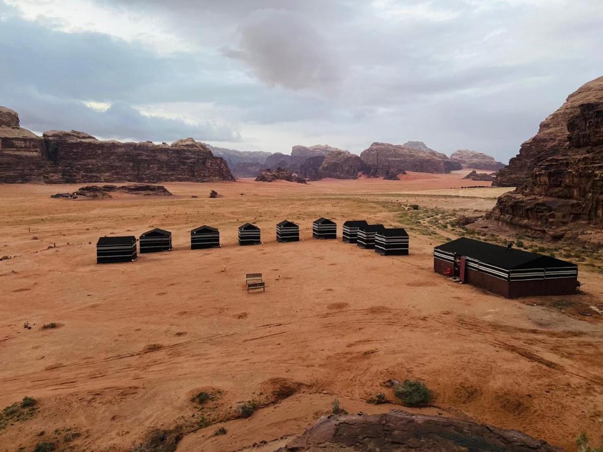 Wadi Rum Bedouin Heart Camp Exteriör bild