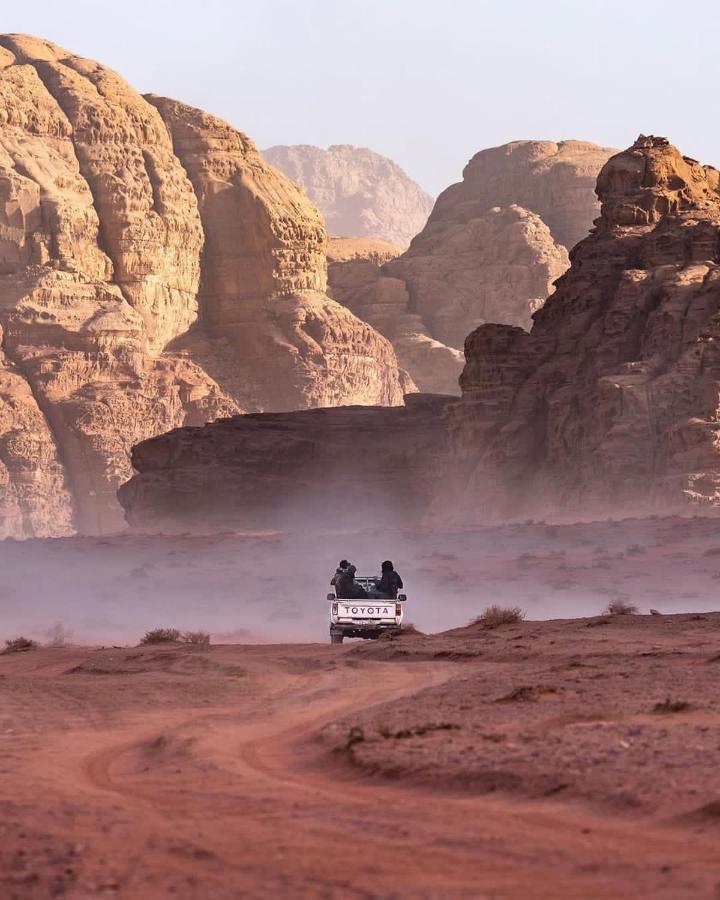 Wadi Rum Bedouin Heart Camp Exteriör bild
