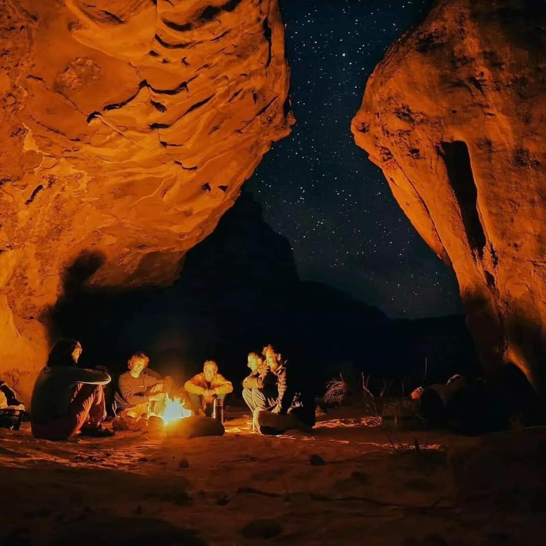 Wadi Rum Bedouin Heart Camp Exteriör bild