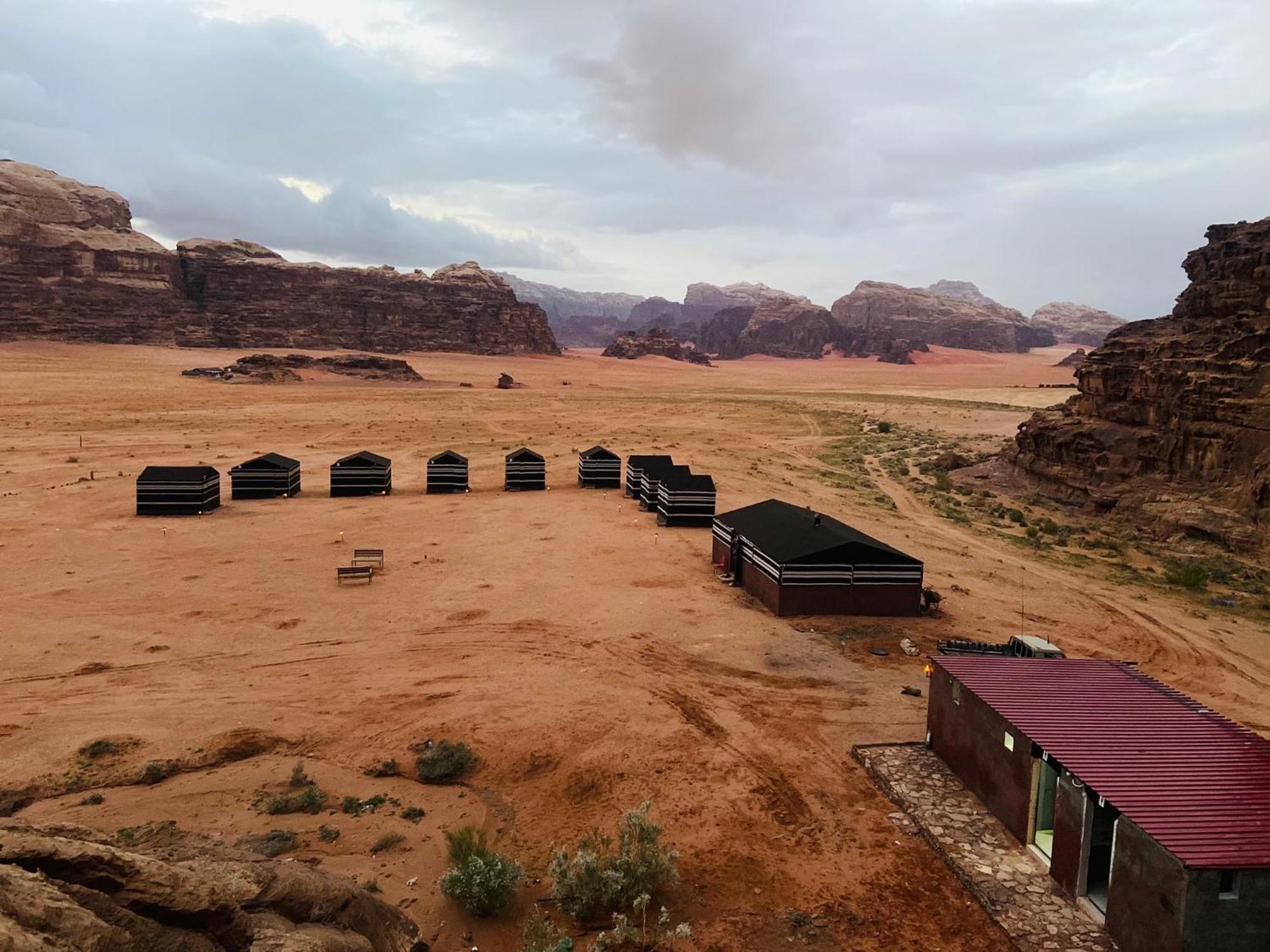 Wadi Rum Bedouin Heart Camp Exteriör bild